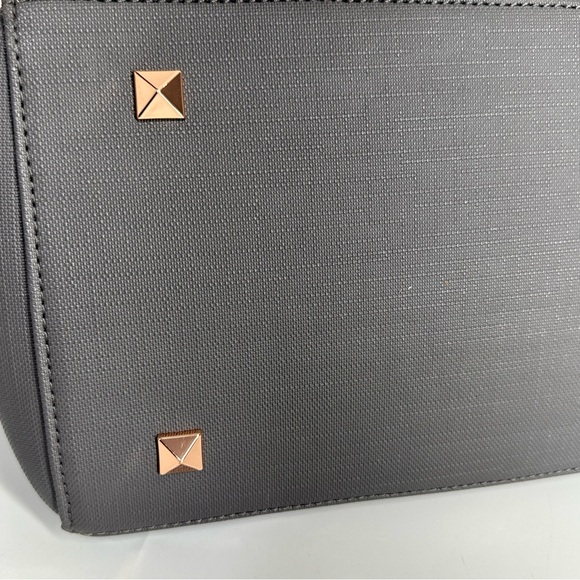 Dagne Dover Legend Tote - Picture 5 of 12